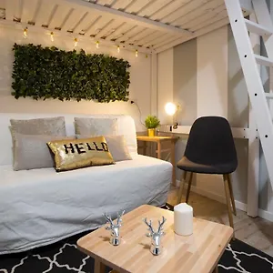 apartment-via-treviso-6.it-lombardy.com/